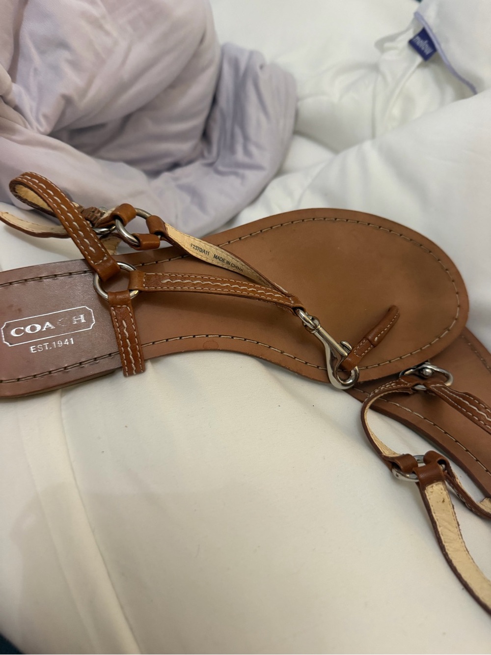 Brown leather Lobster claw Coach sandals / thong with silver hardware. Size 9 - Picture 5 of 7